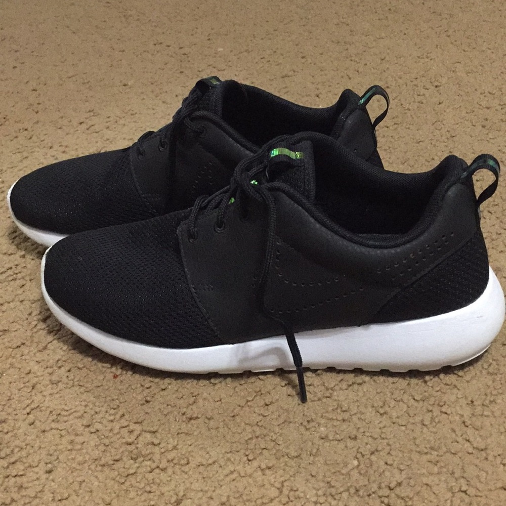 Nike Roshes